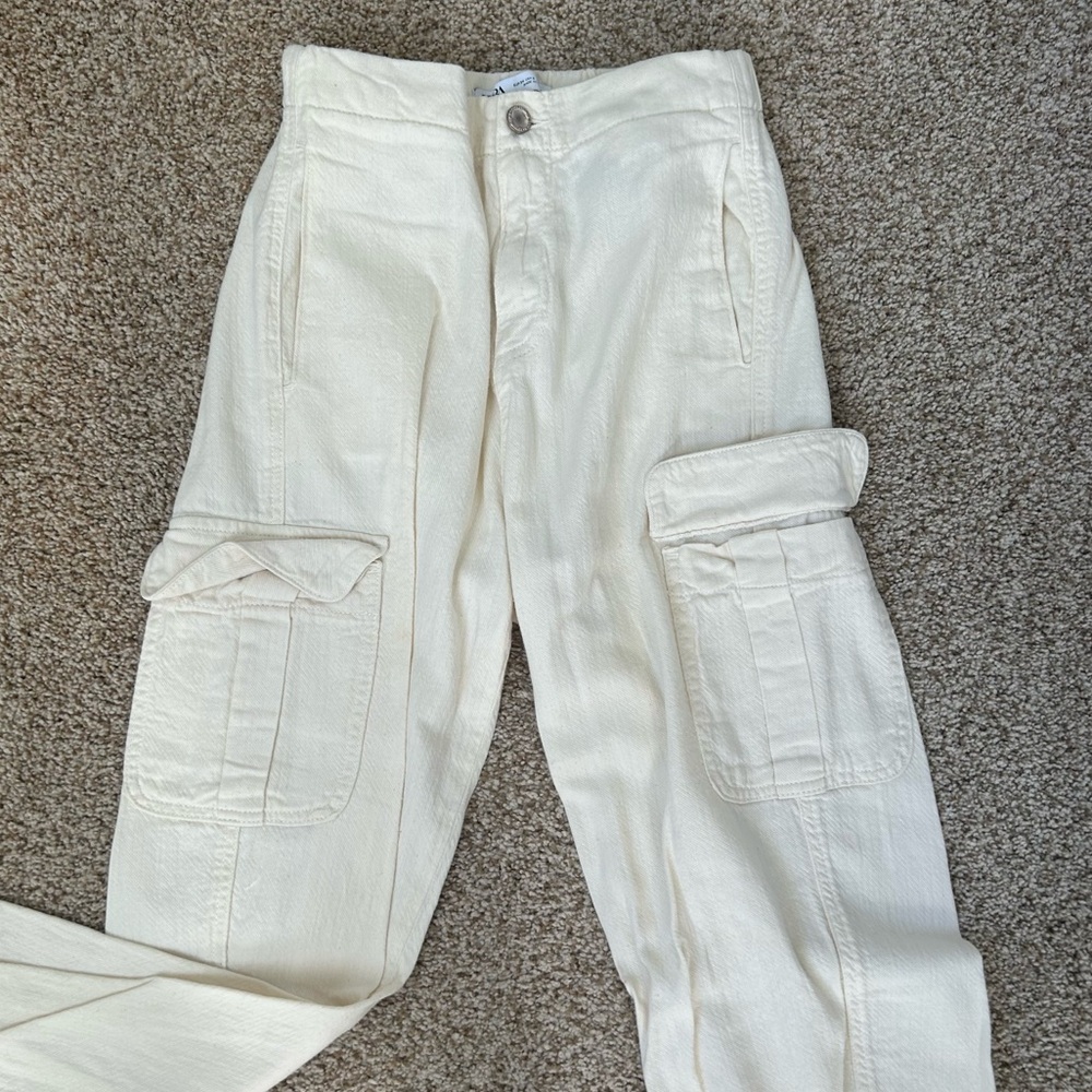 Zara Cream Cargo Joggers